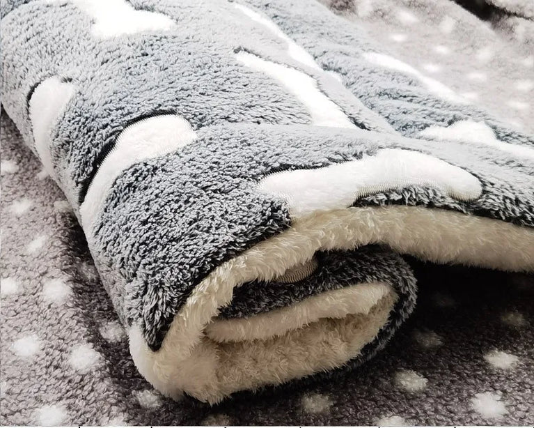 Flannel Pet Mat Dog Bed Dog Fluffy Bed Warm Sleeping Blanket