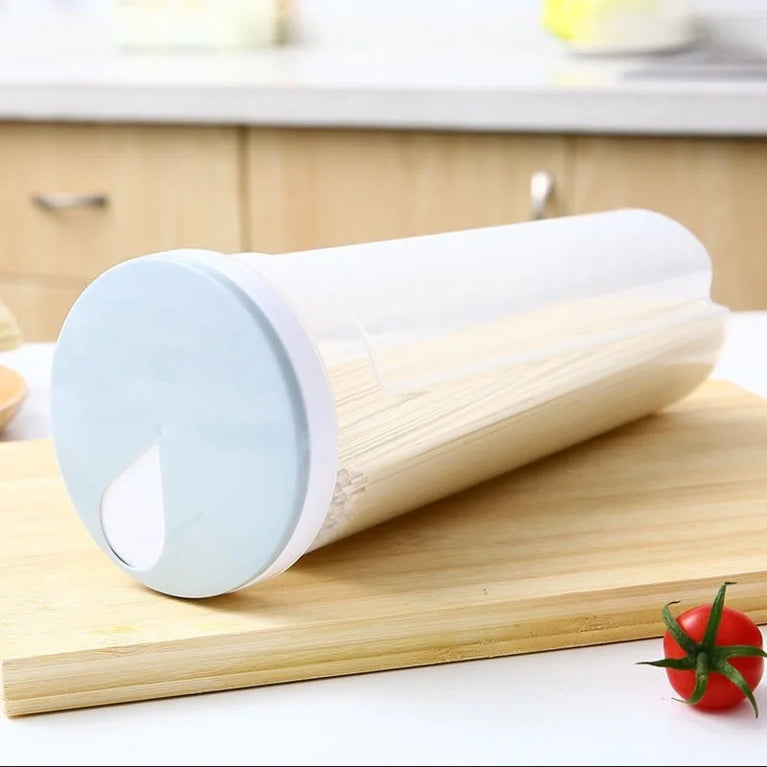 Modern Plastic Food Storage Container with Lid for Spaghetti Storage