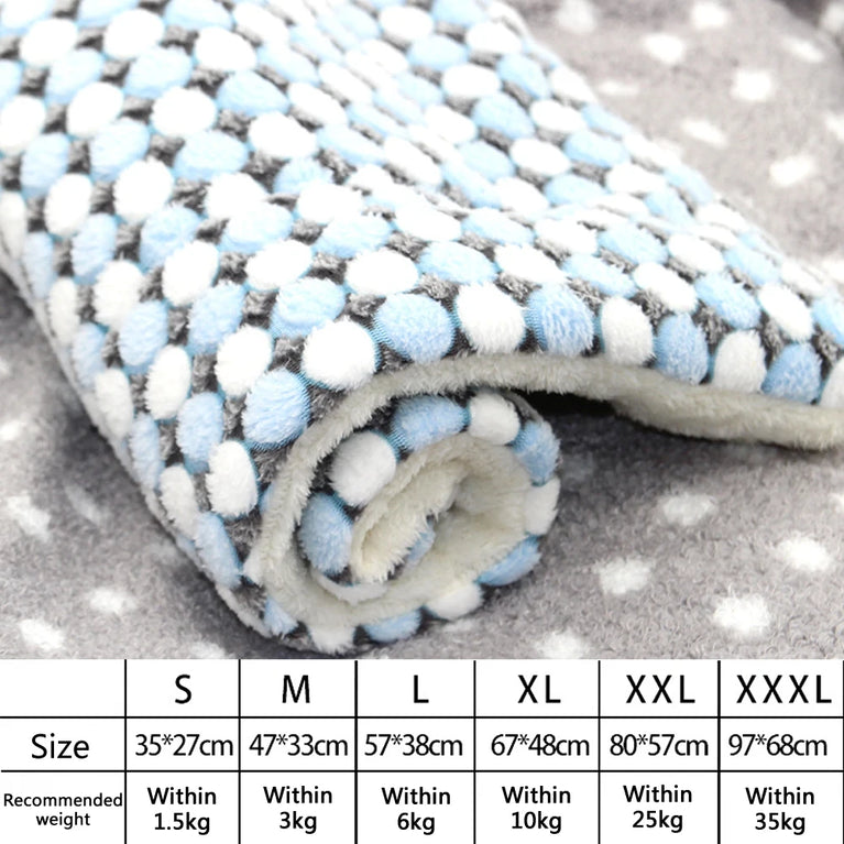 Flannel Pet Mat Dog Bed Cat Bed Thicken Sleeping Mat Cooling Heating Pad for Cats & Pets Comfort Rug