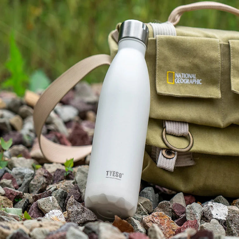 750ml Vacuum Insulated Stainless Steel Cola-Shaped Water Bottle Flask