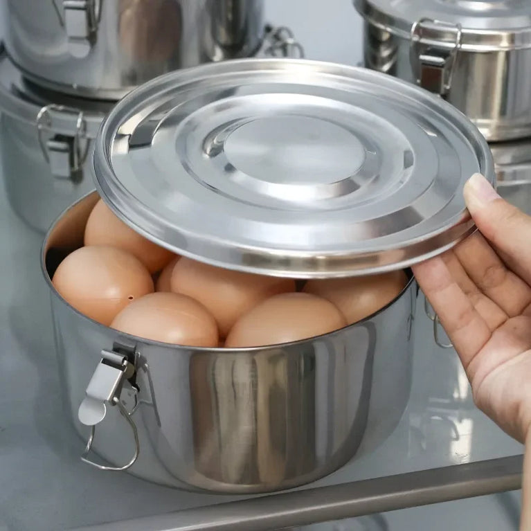 Stainless Steel Fresh Keep Round Sealed Lunch Box Buckle Food Container Fruit Salad Organizer for Refrigerator Storage
