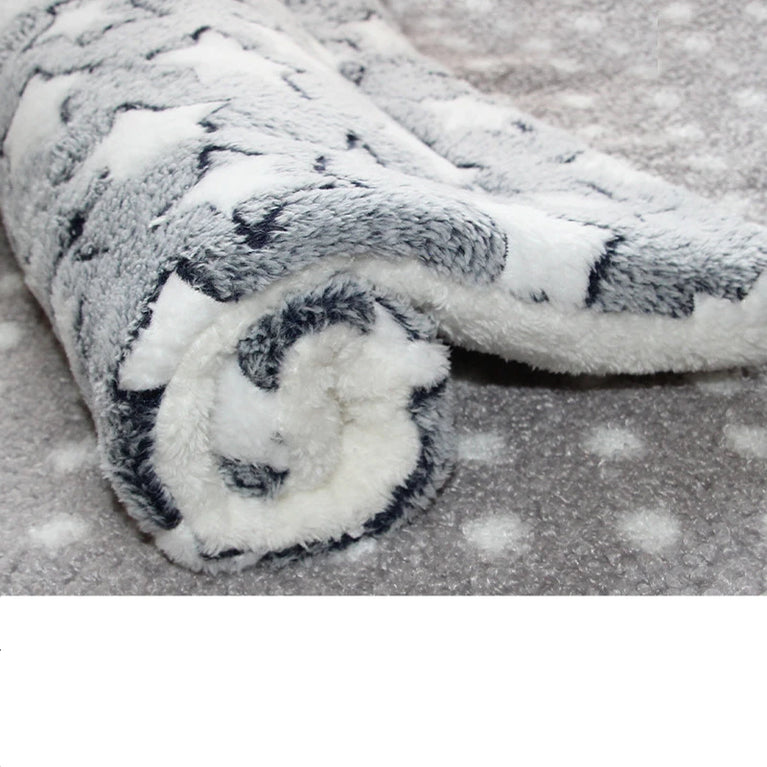Thicken Coral Fleece Dog Bed Mat | Soft Flannel Sleeping Rug
