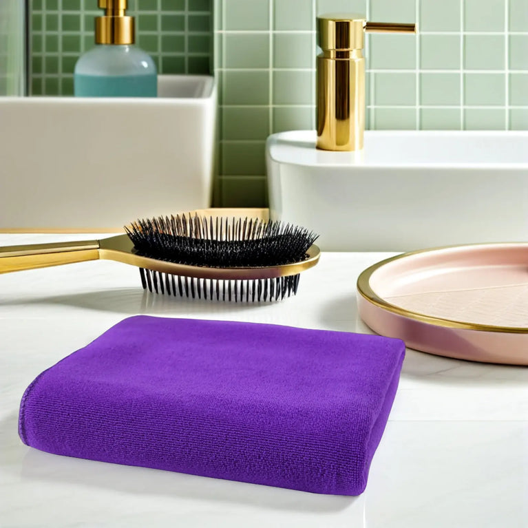 Quick-Dry Microfiber Bath Towel | Lightweight & Absorbent Spa & Beach Sheet