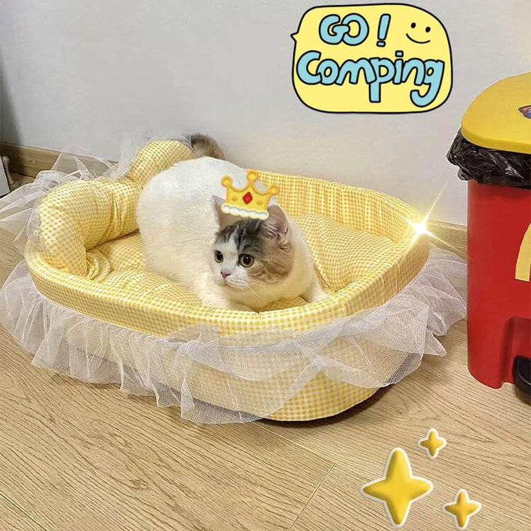 Lace-Trimmed Pet Princess Sofa | Four-Season Washable Plush Bed
