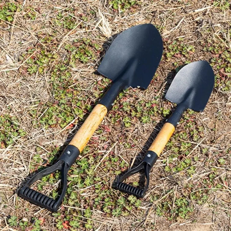 Heavy Duty Steel Garden Digging Shovel for Soil and Planting Work